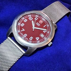 Swiss Army Swiss Made Classic Red Dial 38mm Men's Watch